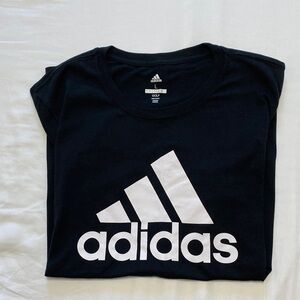 NWT Women’s L Adidas Tee